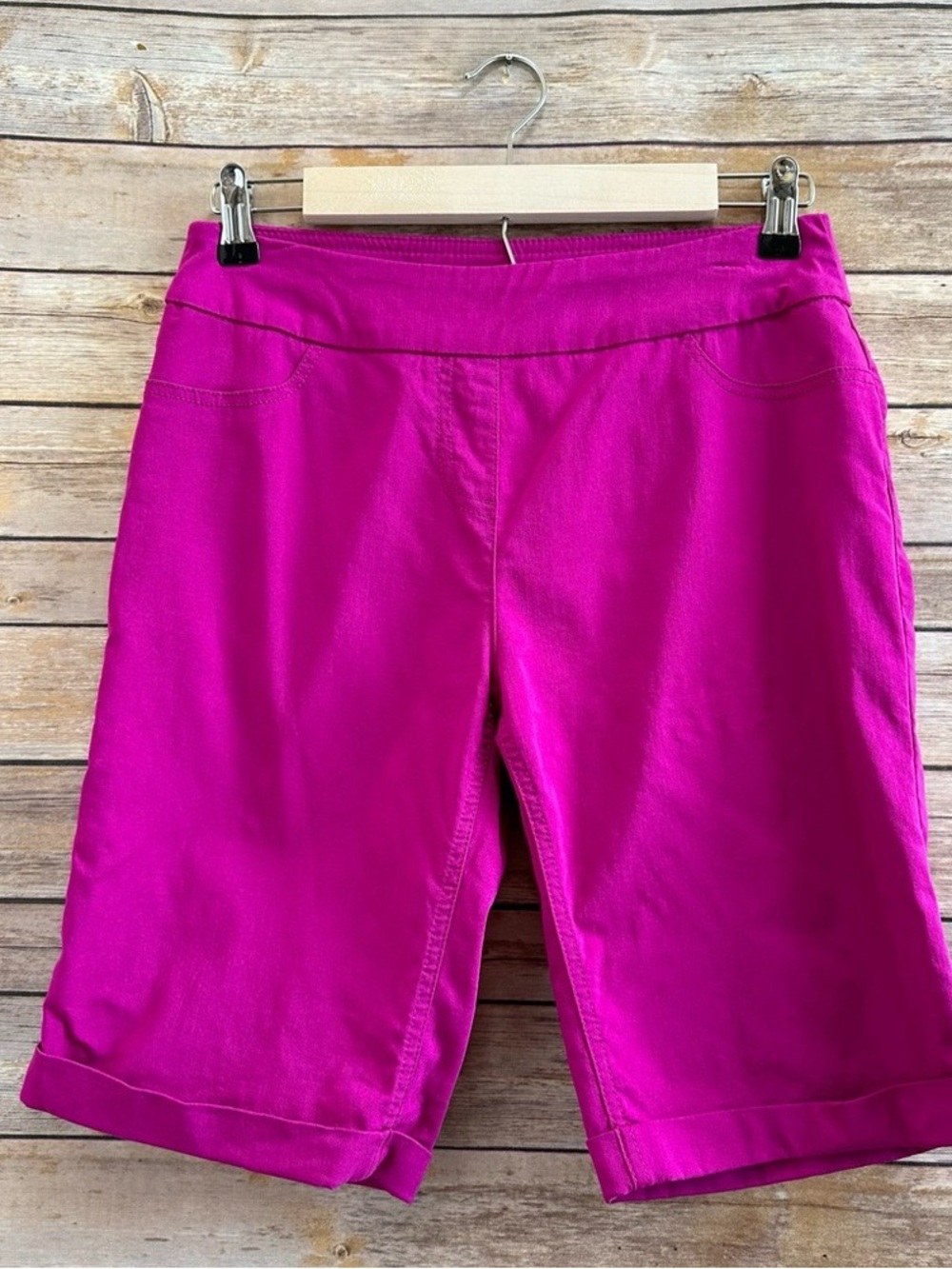 Women’s Fuchsia Pull-On Bermuda Shorts